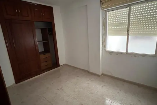 Image 7 thumb