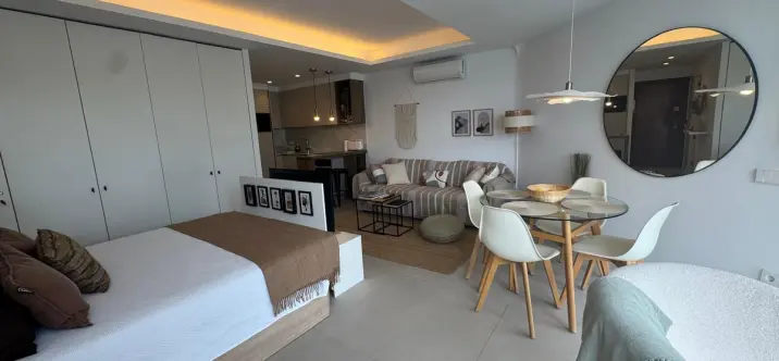 Sale of middle floor apartment in Marbella 4