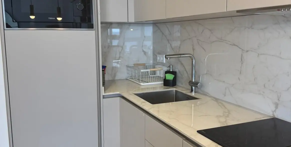 Sale of middle floor apartment in Marbella 9