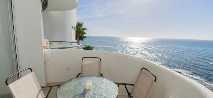 Продажа апартаментов на среднем этаже в Calahonda 0