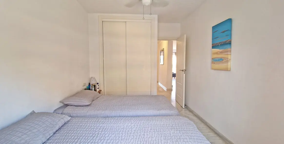 Sale of penthouse in Riviera del Sol 24