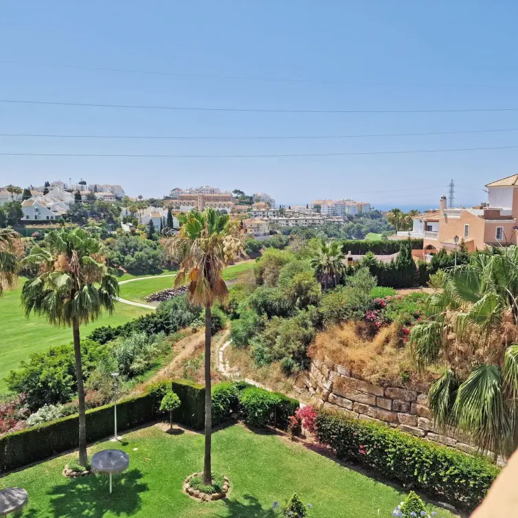 Sale of penthouse in Riviera del Sol