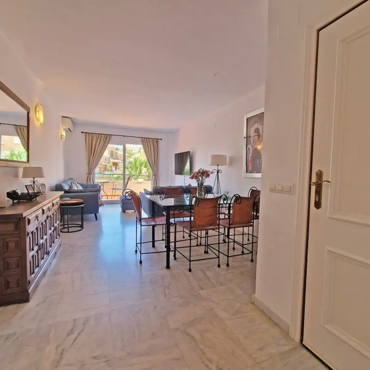 Sale of penthouse in Riviera del Sol