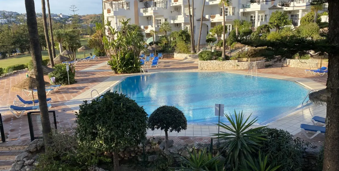 Продажа апартаментов на среднем этаже в Mijas 2