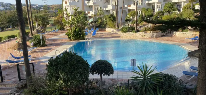 Sale of middle floor apartment in Mijas 1