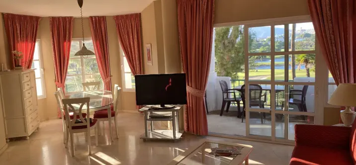 Sale of middle floor apartment in Mijas 4