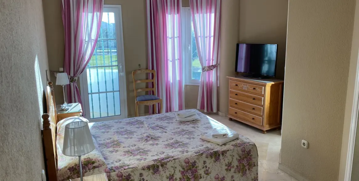 Продажа апартаментов на среднем этаже в Mijas 9