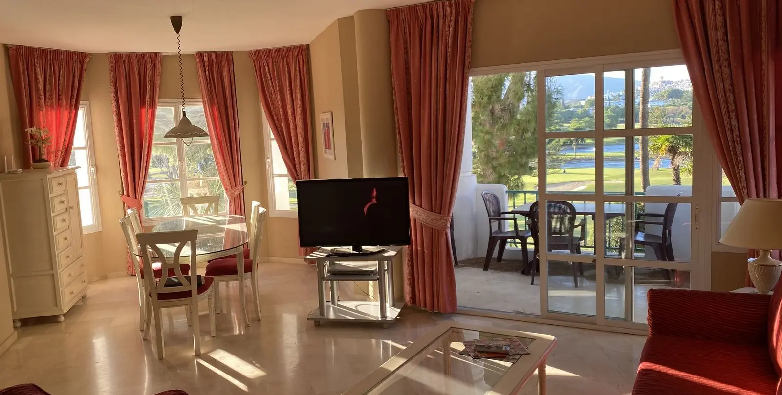 Продажа апартаментов на среднем этаже в Mijas 5