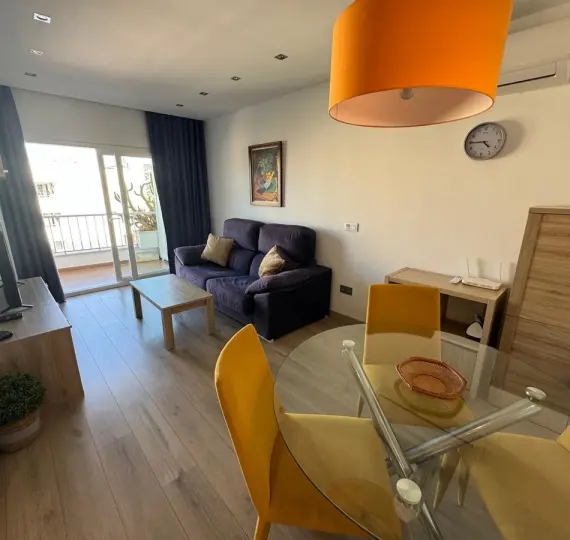 Sale of middle floor apartment in Marbella