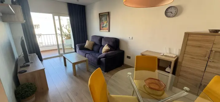 Sale of middle floor apartment in Marbella 2