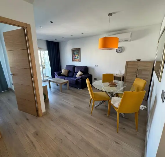 Sale of middle floor apartment in Marbella