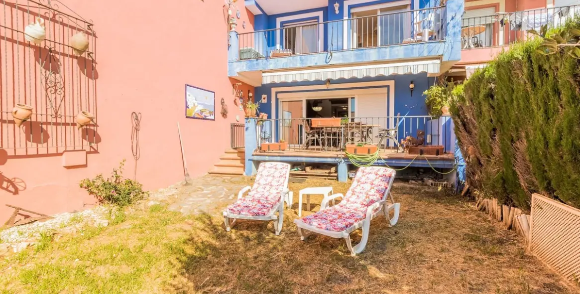 Sale of townhouse in Estepona 1