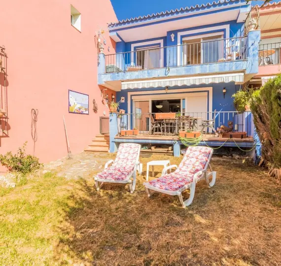 Sale of townhouse in Estepona