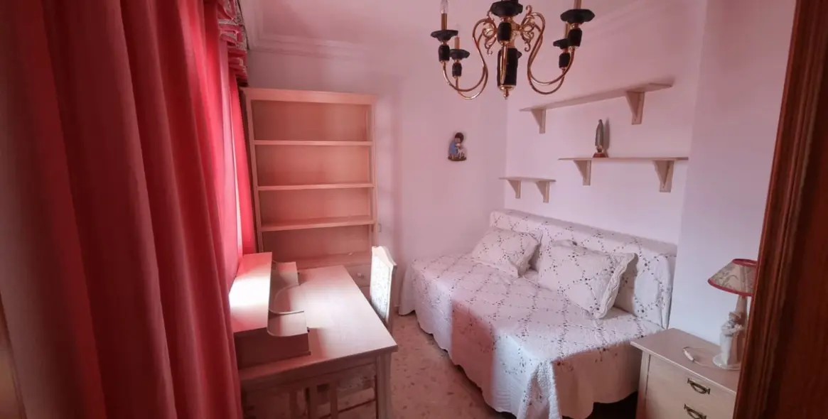 Sale of townhouse in Estepona 17