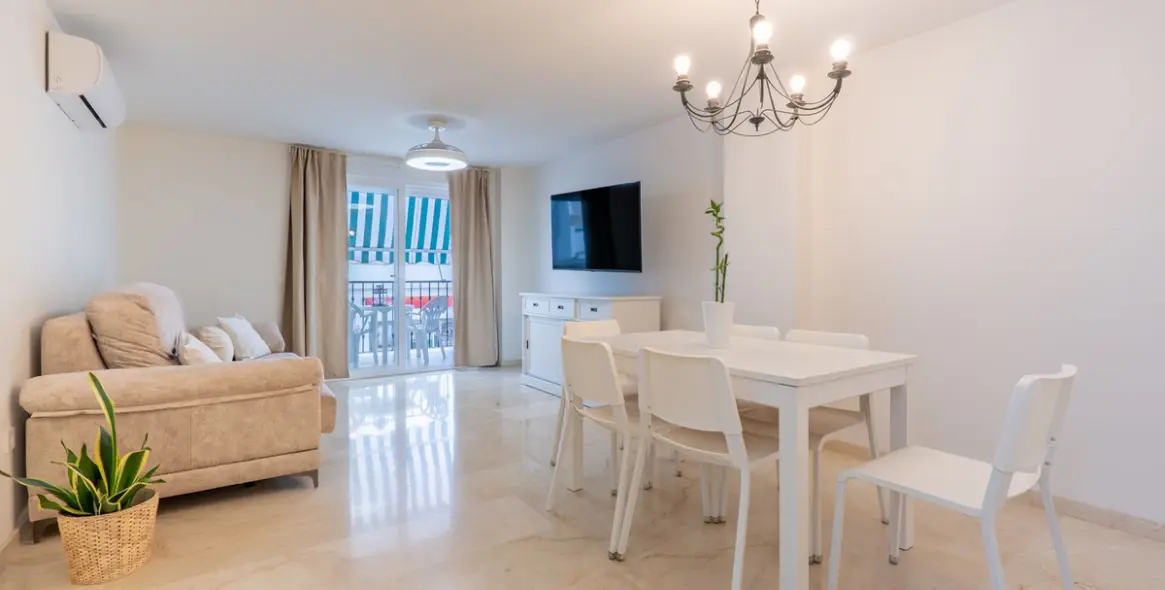 Продажа апартаментов на среднем этаже в Fuengirola 2