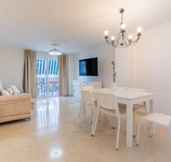 Продажа апартаментов на среднем этаже в Fuengirola