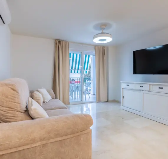 Продажа апартаментов на среднем этаже в Fuengirola