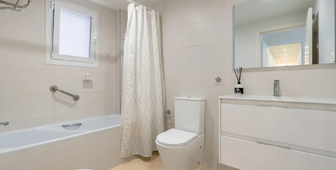 Продажа апартаментов на среднем этаже в Fuengirola 19