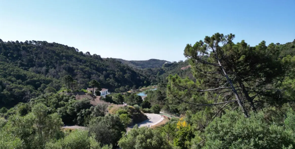 Продажа  жилого участка в Benahavís 7