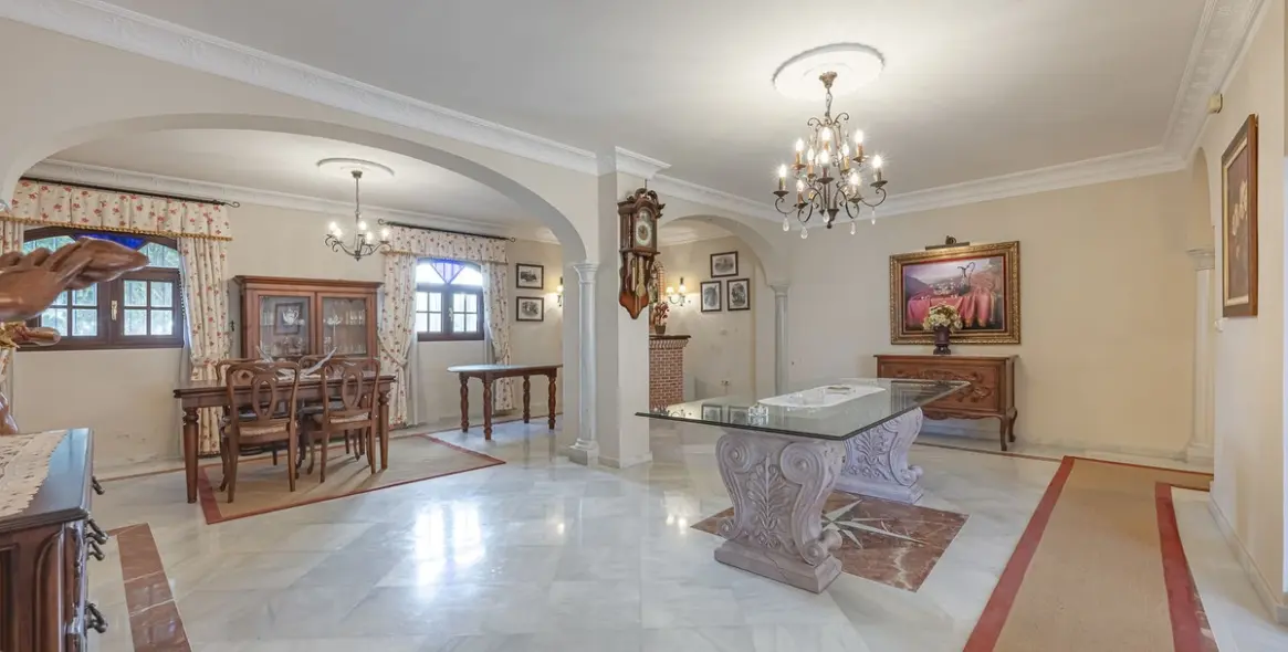 Venta de adosado en Gaucín 25