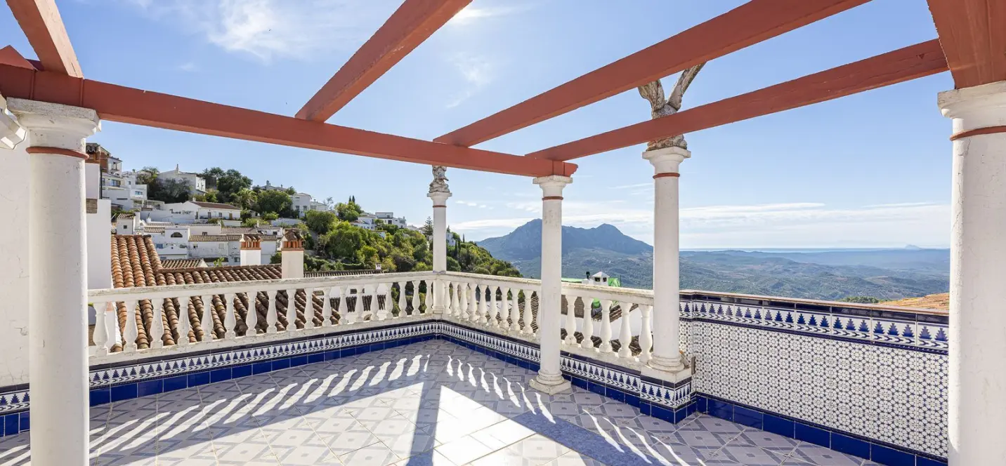 Sale of townhouse in Gaucín 0
