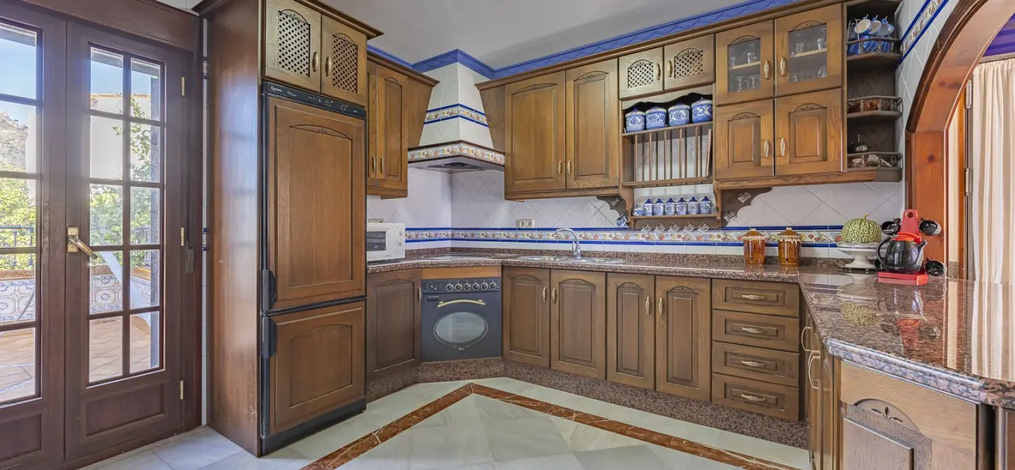 Sale of townhouse in Gaucín 3