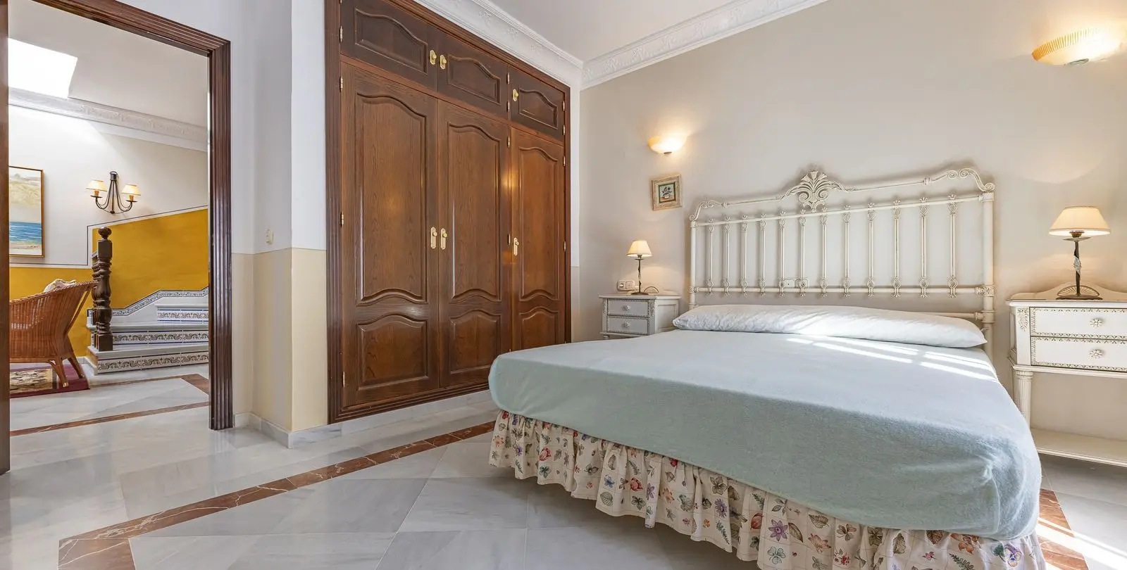 Sale of townhouse in Gaucín 16