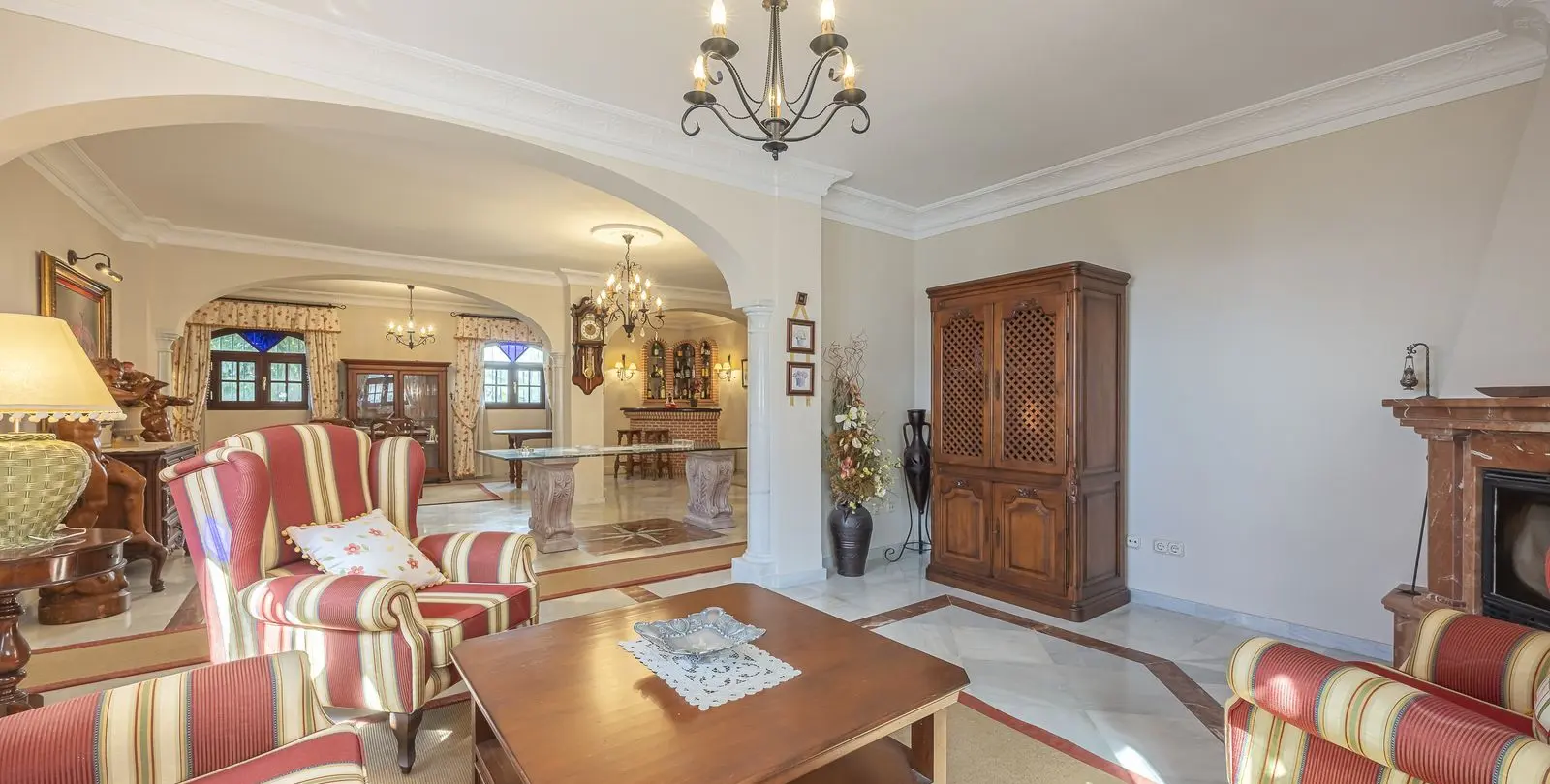 Sale of townhouse in Gaucín 24