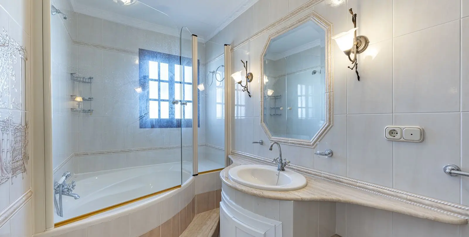 Sale of townhouse in Gaucín 28