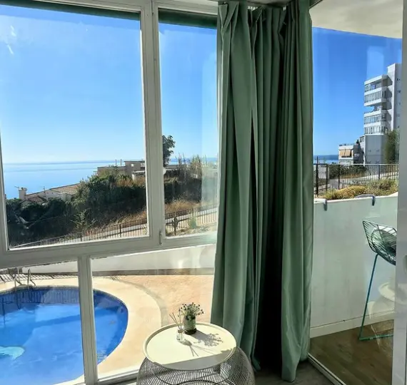 Продажа апартаментов на среднем этаже в Fuengirola