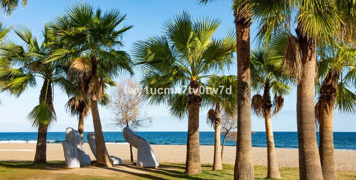 Sale of middle floor apartment in Málaga 1