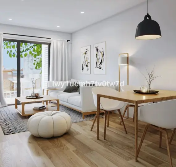 Sale of middle floor apartment in Málaga