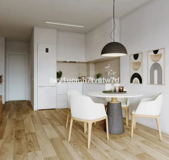 Sale of middle floor apartment in Málaga
