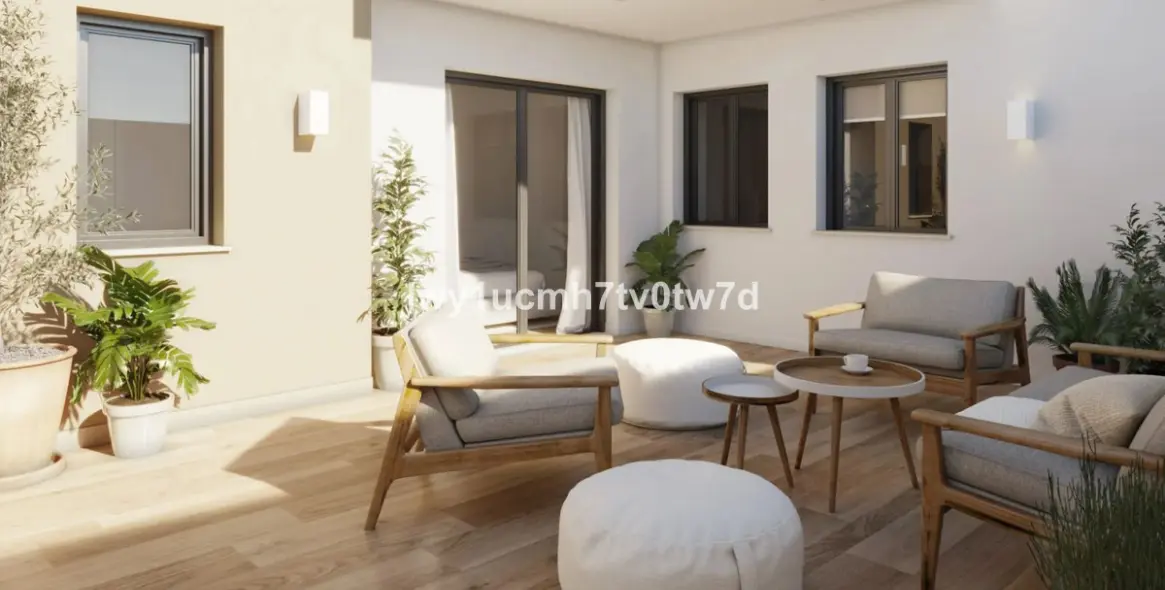 Sale of middle floor apartment in Málaga 4