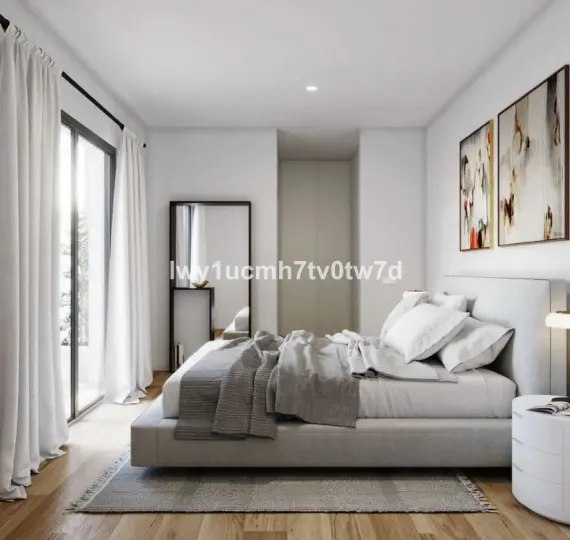 Sale of middle floor apartment in Málaga