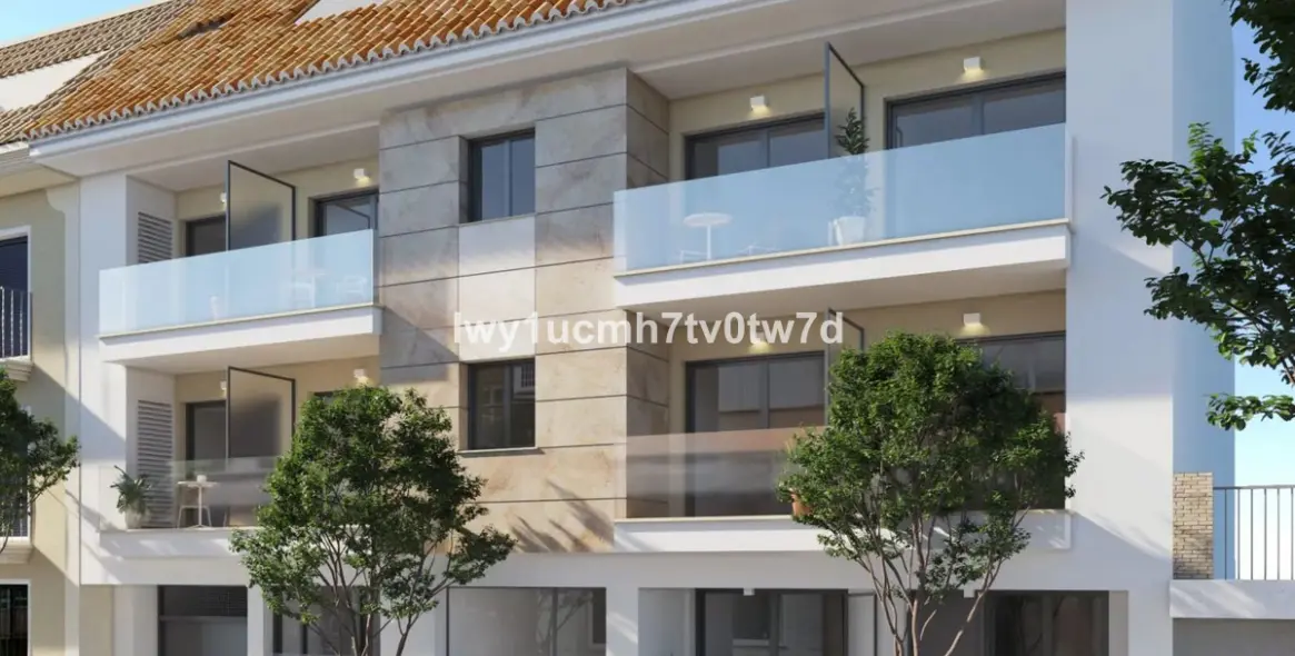 Sale of middle floor apartment in Málaga 8