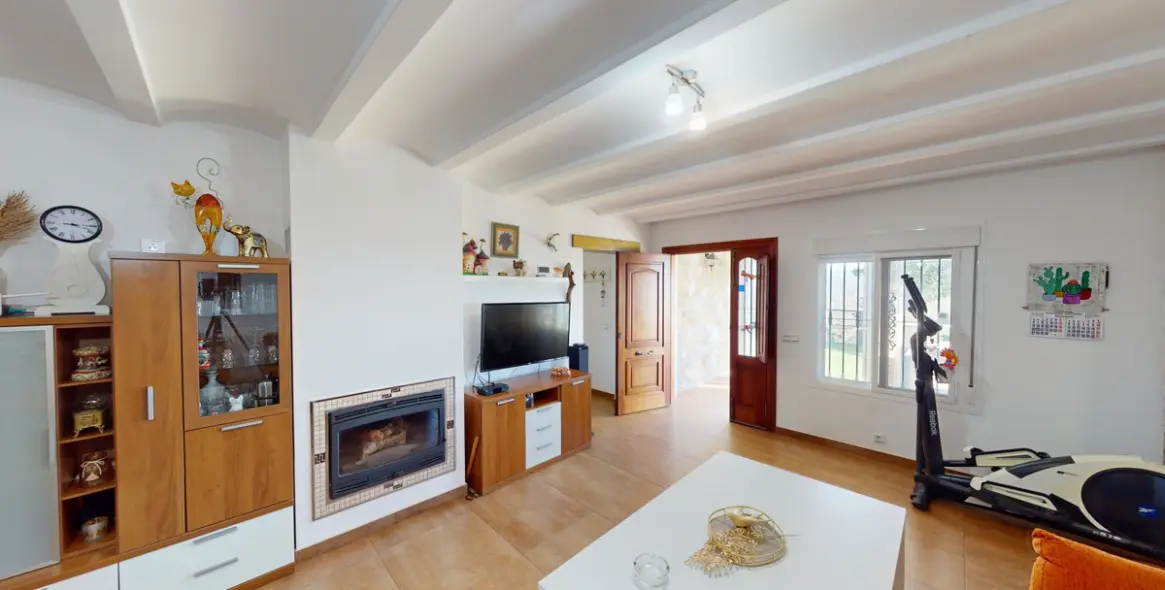 Sale of detached villa in Arenas 14