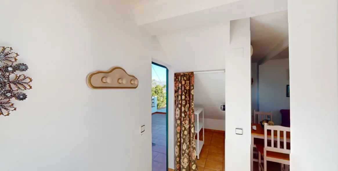 Sale of detached villa in Arenas 42