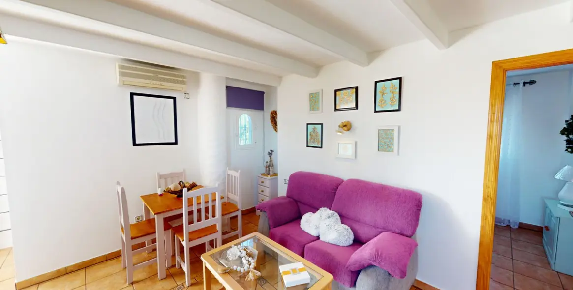 Sale of detached villa in Arenas 45