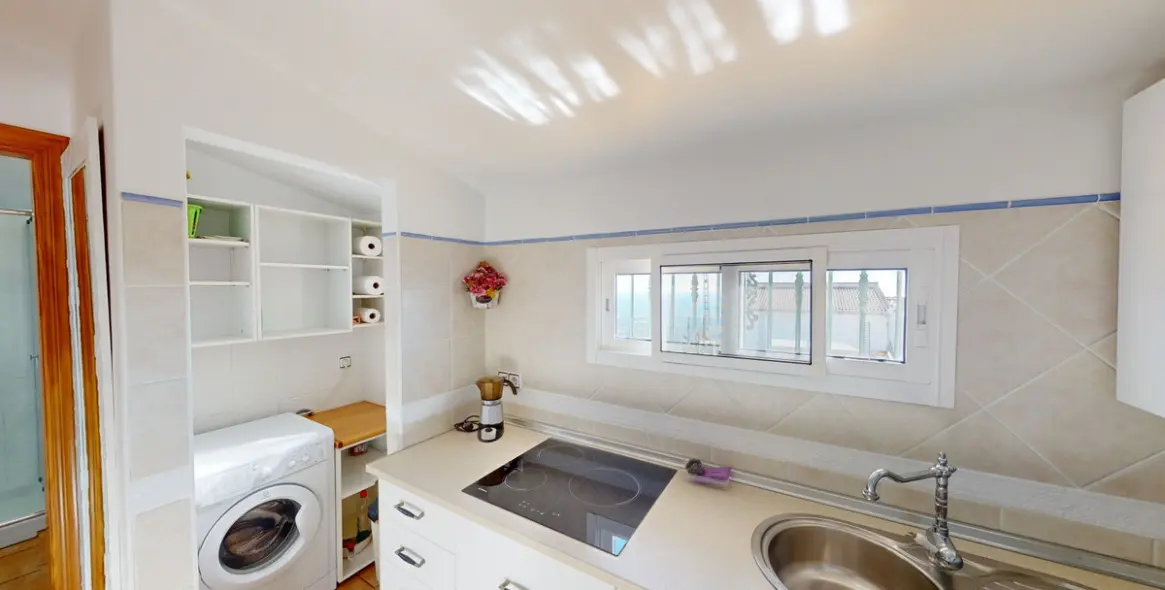 Sale of detached villa in Arenas 50