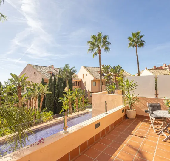 Sale of ground floor apartment in Calahonda