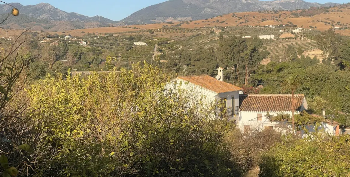 Sale of finca - cortijo in Pizarra 1
