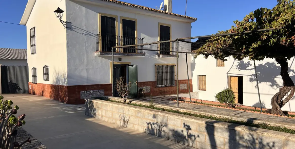 Sale of finca - cortijo in Pizarra 4