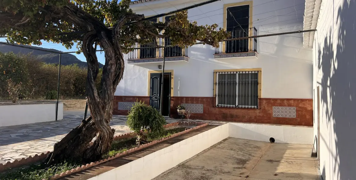 Sale of finca - cortijo in Pizarra 7