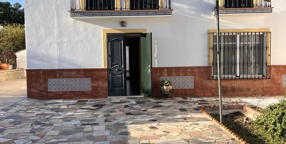 Sale of finca - cortijo in Pizarra 9