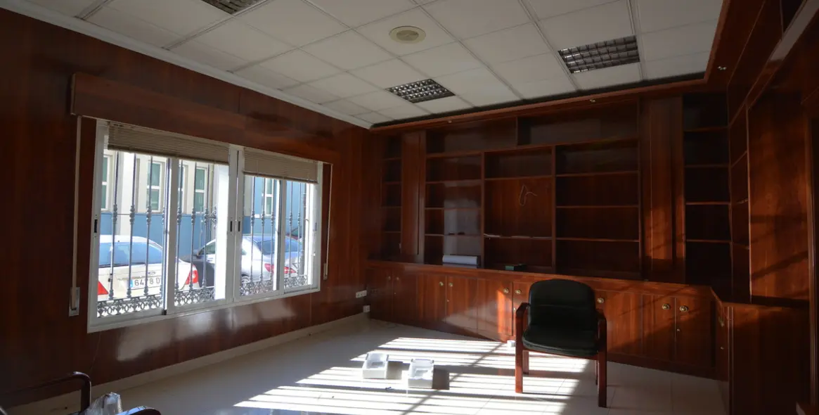 Sale of office in Mijas 5