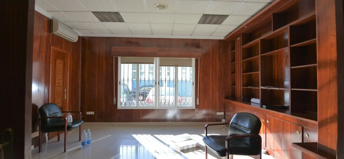 Sale of office in Mijas 3