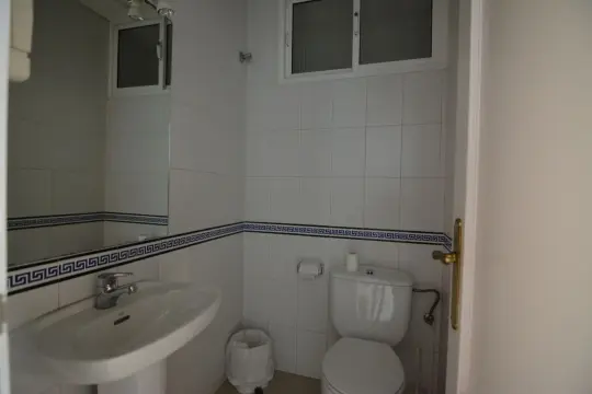 Image 6 thumb