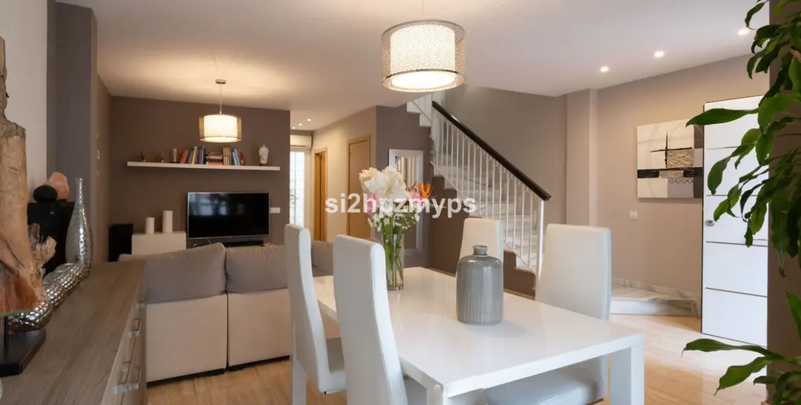 Sale of townhouse in Torrox 14