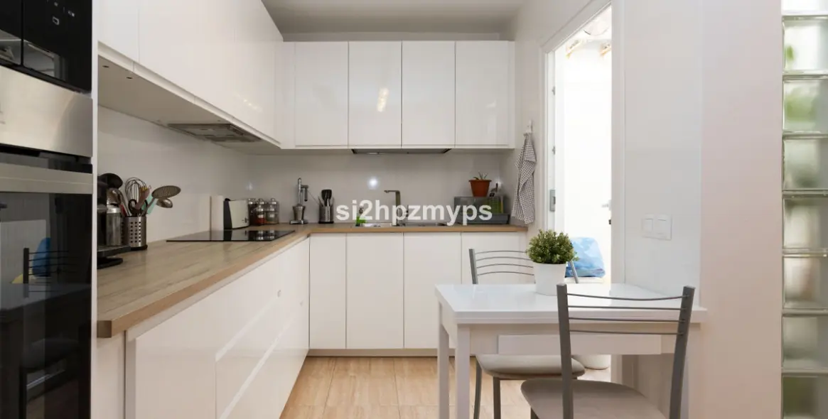 Sale of townhouse in Torrox 18